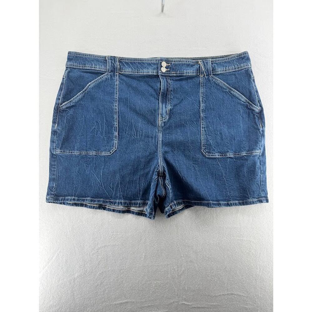 Lane Bryant Women's Flat Front Pocket Denim Shorts Size 24 Inseam 5" Stone Wash